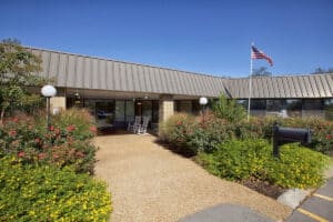 The front entrance to Cedar Creek Post Acute